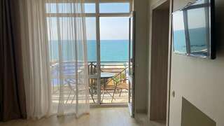 Гостиница Аврора Николаевка Апартаменты с видом на море-5